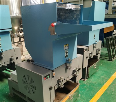 Drvič na recykláciu plastov